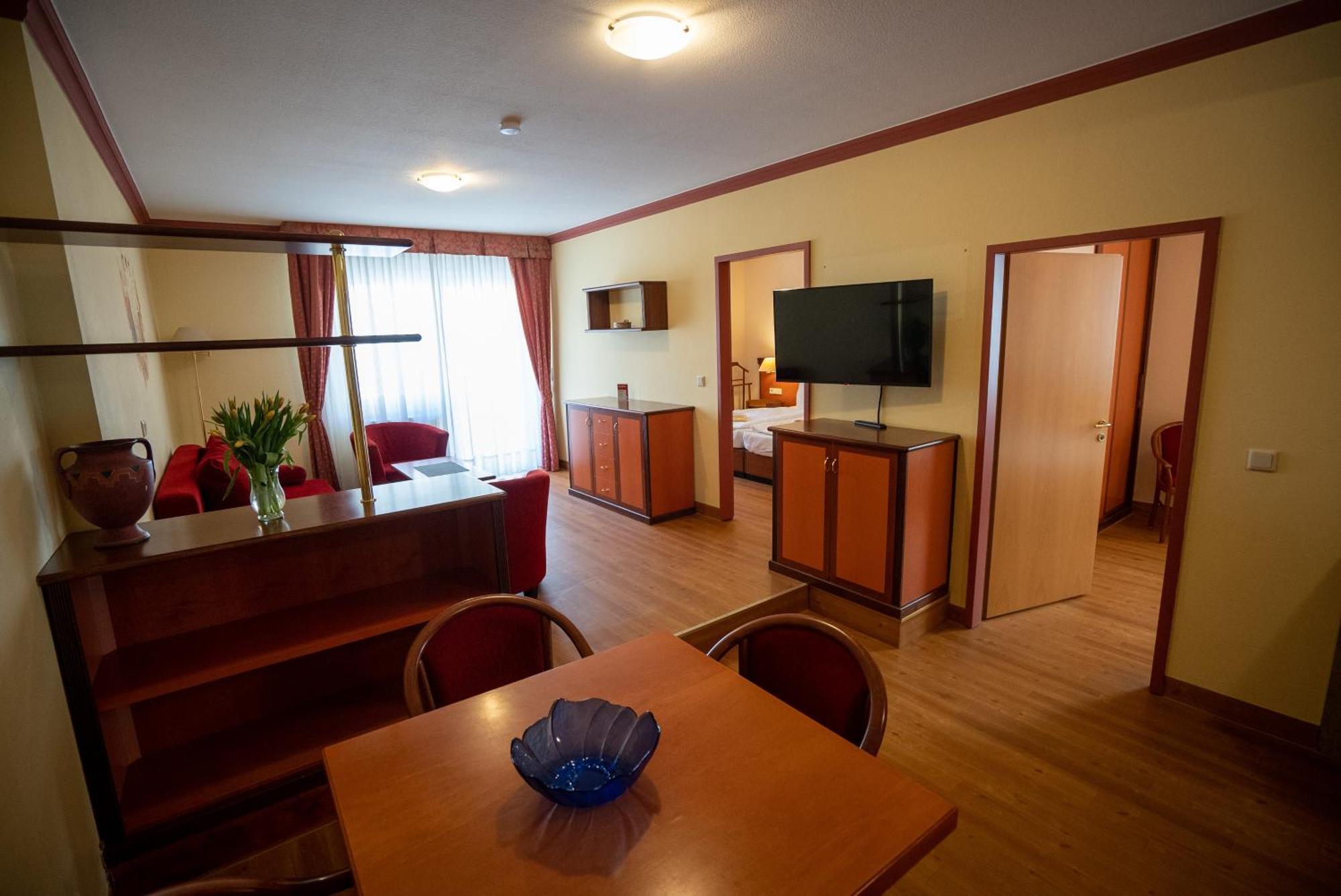 Hotel Esplanade & Aparthotel Rialto بينز المظهر الخارجي الصورة